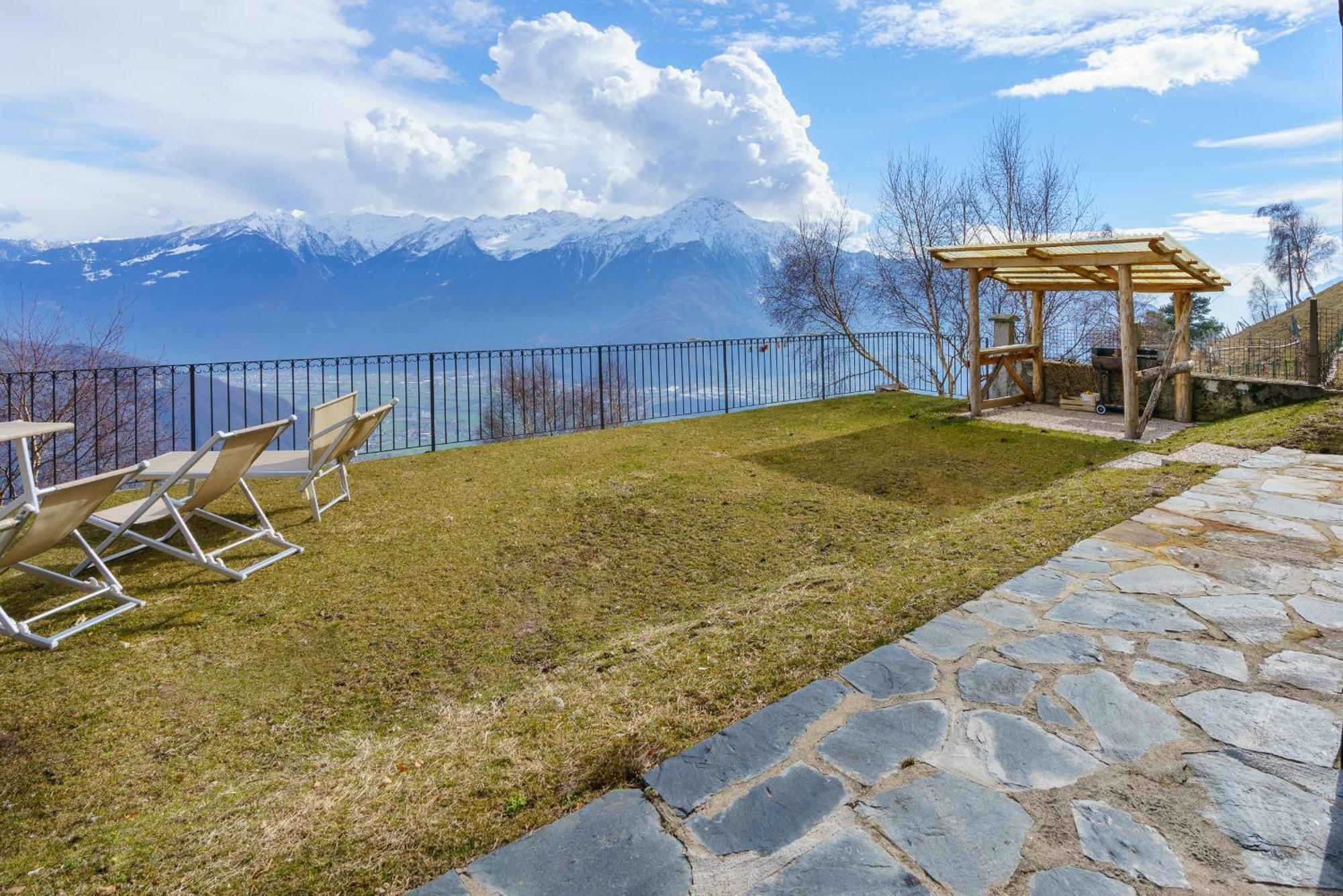 Agriturismo Giacomino ジェーラ・ラーリオ エクステリア 写真