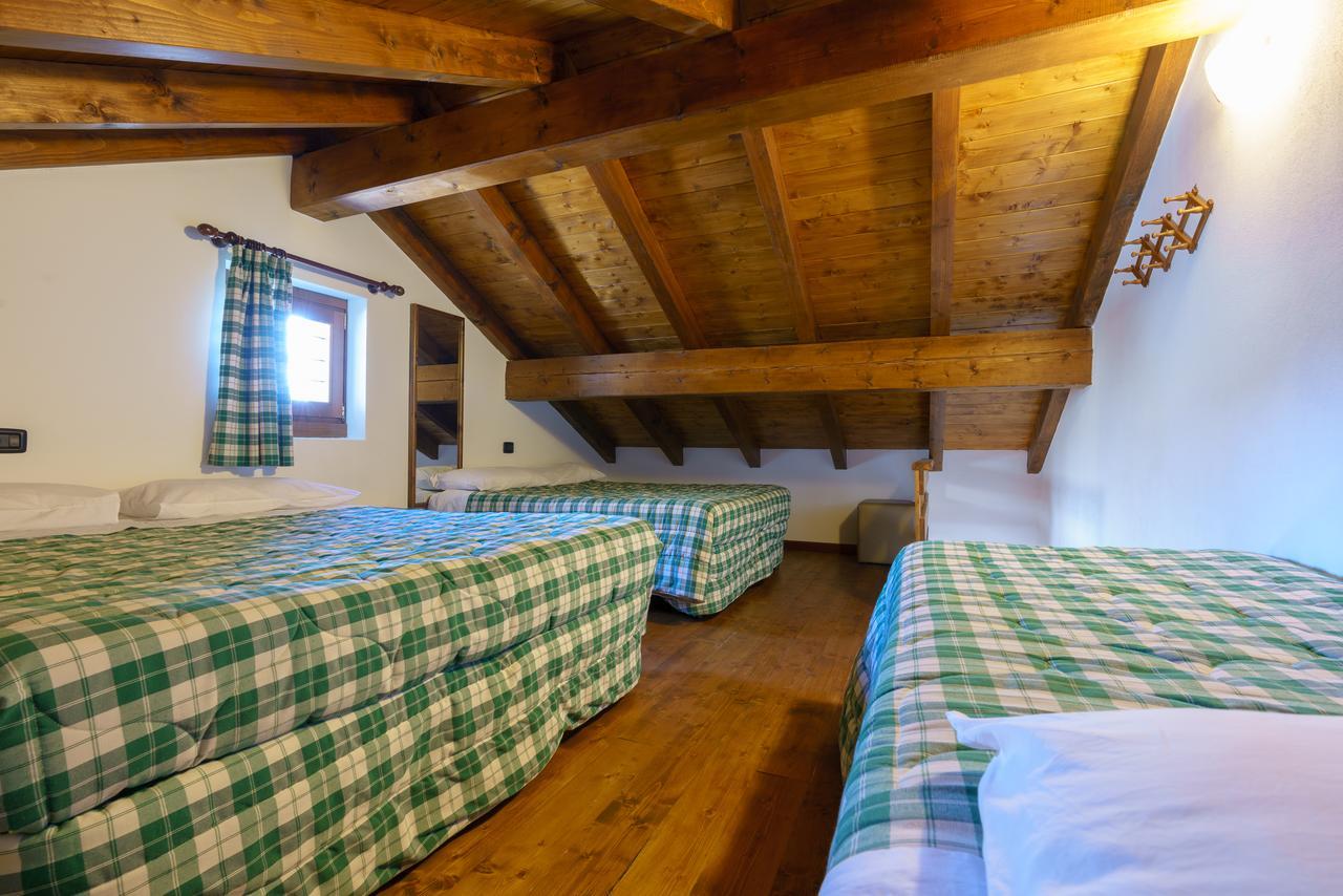 Agriturismo Giacomino ジェーラ・ラーリオ エクステリア 写真