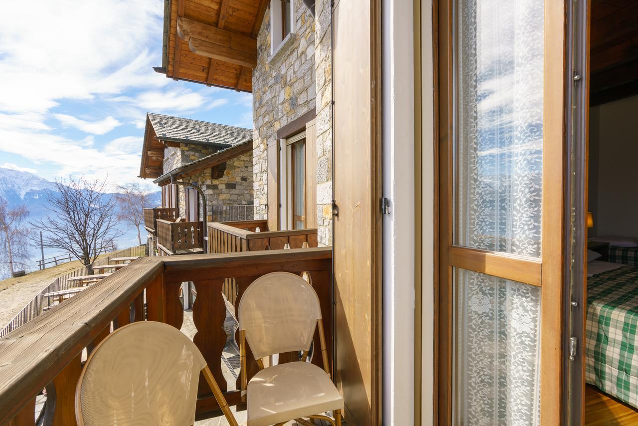 Agriturismo Giacomino ジェーラ・ラーリオ エクステリア 写真