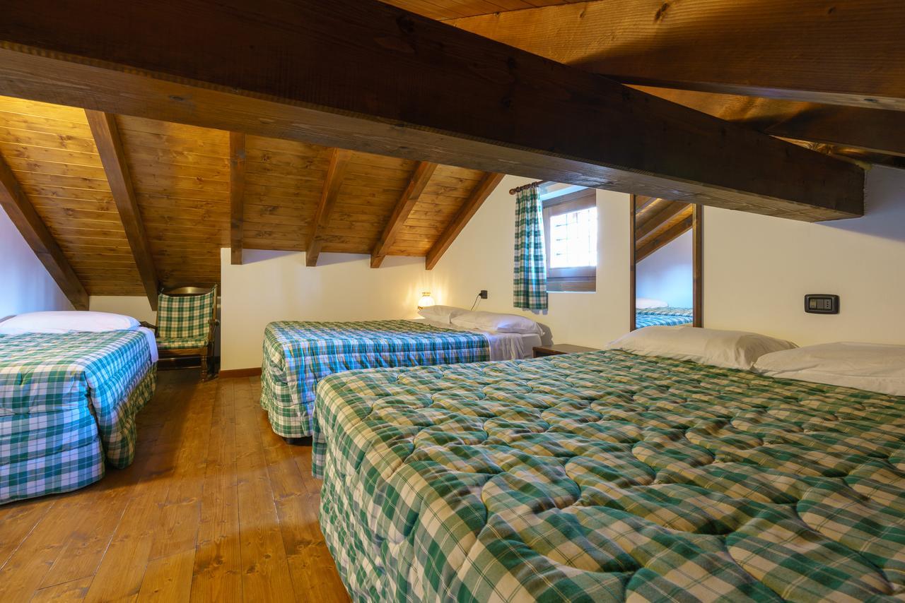 Agriturismo Giacomino ジェーラ・ラーリオ エクステリア 写真