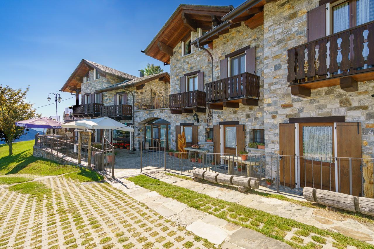 Agriturismo Giacomino ジェーラ・ラーリオ エクステリア 写真
